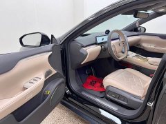 NIO ET7 2024 75kWh Executive Signature Edition - ფოტო 14