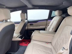 NIO ET7 2024 75kWh Executive Signature Edition - ფოტო 17