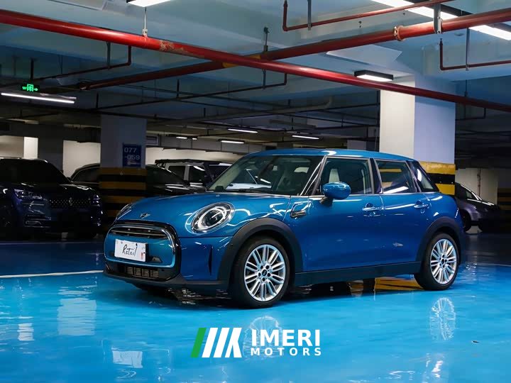 BMW MINI 1.5T COOPER Artist 5-Door