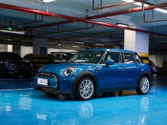 BMW MINI 1.5T COOPER Artist 5-Door - ფოტო 1