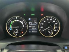 Toyota Vellfire Dual Motor 2.5L HV Premium Edition - фото 17