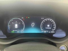 Toyota Sienna 2021 2.5L Hybrid Premium Edition - ფოტო 10