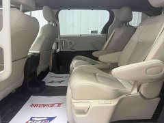 Toyota Sienna 2021 2.5L Hybrid Premium Edition - ფოტო 8