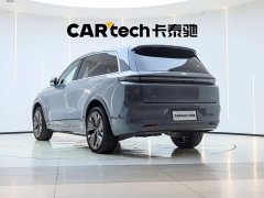 Li Auto L8 Ultra Smart Refresh Edition - ფოტო 13