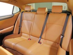 Lexus ES 200 Premium Edition - ფოტო 10