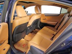 Lexus ES 200 Premium Edition - ფოტო 11