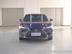 Lexus ES 200 Premium Edition - ფოტო 2