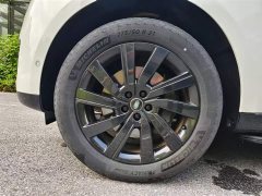 Land Rover Range Rover 3.0 L6 400PS Prestige Seven-Seat Extended Wheelbase - ფოტო 17