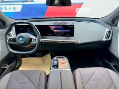 BMW iX xDrive40 - ფოტო 16