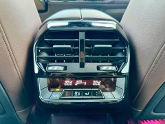 BMW iX xDrive40 - ფოტო 18