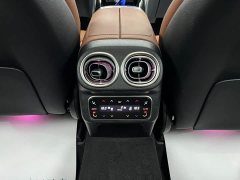 Mercedes-Benz GLC 300 L 4MATIC Dynamic 5-Seater - ფოტო 12