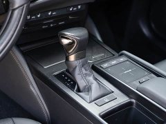 Lexus ES 2020 2021 250 Canada Spec - ფოტო 15