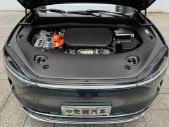 AITO M9 Extended Range Max 42kWh 6-Seater - ფოტო 18