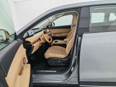 BYD Voyah ET Extended Range 200 Pro - ფოტო 9