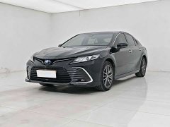 Toyota Camry 2021 Hybrid Luxury - ფოტო 1