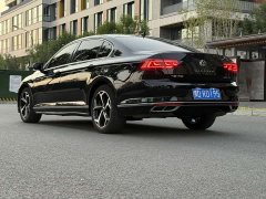 Volkswagen Magotan 2 Million Units Commemorative Edition 330TSI DSG Luxury - ფოტო 10