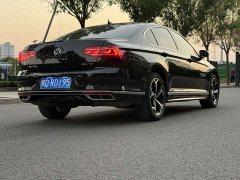 Volkswagen Magotan 2 Million Units Commemorative Edition 330TSI DSG Luxury - ფოტო 12