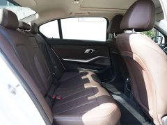 BMW 3 Series 325Li M Sport Package - ფოტო 6