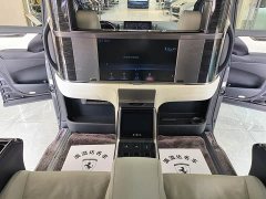 Lexus LM 2020 300h Four-Seat Royal Edition - ფოტო 10
