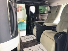Lexus LM 2020 300h Four-Seat Royal Edition - ფოტო 13