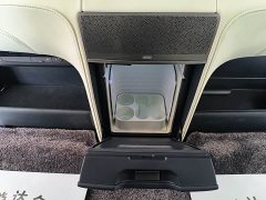 Lexus LM 2020 300h Four-Seat Royal Edition - ფოტო 17
