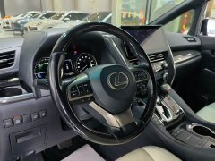 Lexus LM 2020 300h Four-Seat Royal Edition - ფოტო 3