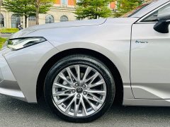 Toyota Avalon Camry 2024 Hybrid 2.0L Premium - ფოტო 5