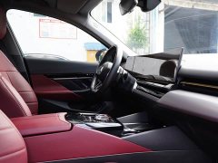 BMW 5 Series 525Li M Sport Package - ფოტო 13