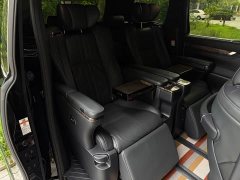 Toyota Alphard 3.5L Premium Edition - ფოტო 11