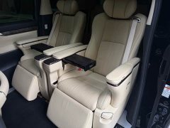 Toyota Alphard 3.5L Premium Edition - ფოტო 11