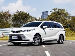 Toyota Sienna 2021 2.5L Hybrid Platinum Edition - ფოტო 1