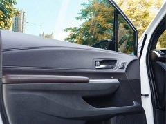 Toyota Sienna 2021 2.5L Hybrid Platinum Edition - ფოტო 12