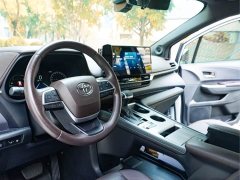 Toyota Sienna 2021 2.5L Hybrid Platinum Edition - ფოტო 8