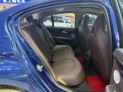 BMW 1 Series Facelift 125i M Sport Night Edition - ფოტო 17