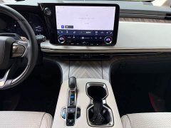 Lexus LM 2023 500h Six-Seat Premium Edition - ფოტო 14