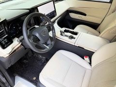 Lexus LM 2023 500h Six-Seat Premium Edition - ფოტო 8