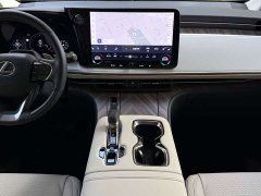 Lexus LM 500h Four-Seater Imperial Edition - ფოტო 13