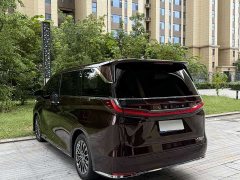 Lexus LM 2023 500h Six-Seat Premium Edition - ფოტო 5