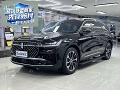 Lincoln Navigator 2.0T AWD Prestige - ფოტო 1