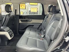 Lincoln Navigator 2.0T AWD Prestige - ფოტო 10