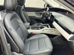 Lincoln Navigator 2.0T AWD Prestige - ფოტო 12