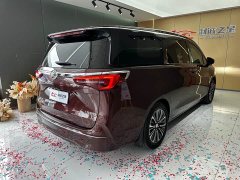 Buick GL8 2022 ES Land Respect 653T Luxury - ფოტო 4