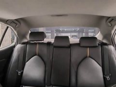 Toyota Camry 2021 2.0G Luxury - ფოტო 17