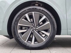 Li Auto L6 Pro Smart Refresh Edition - ფოტო 8