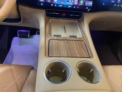 AITO M8 Extended Range Ultra 53.4kWh 6-Seater with 192-Channel LiDAR - ფოტო 11