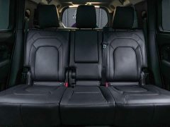 Land Rover Defender 130 3.0T P400 HSE - ფოტო 14