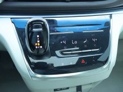 Buick GL8 2021 Land Business Class 652T Luxury - ფოტო 20