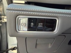 Buick GL8 Luzun Respect Edition - ფოტო 14