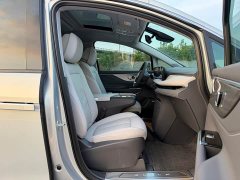 Buick GL8 Luzun Respect Edition - ფოტო 15