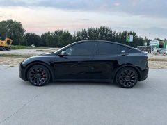 Tesla Model Y High Performance All-Wheel Drive - ფოტო 7